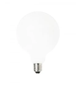 Ferm LIVING Ampoule Opal - Small - LED 4W - E27 - 95mm -Intérieure Décoration Magasin ampoule opal small led 4w e27 95mm 1